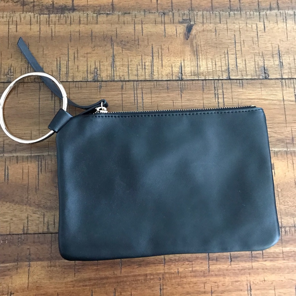Wristlet